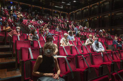 Descobreix totes les activitats per celebrar la Setmana Mundial del Teatre