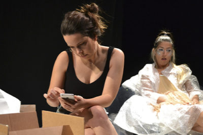 Un text crític contra el consumisme i l’utilitarisme, al Teatre Eòlia