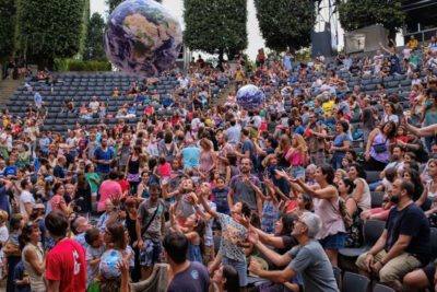 El Grec en família desplega el seu encant